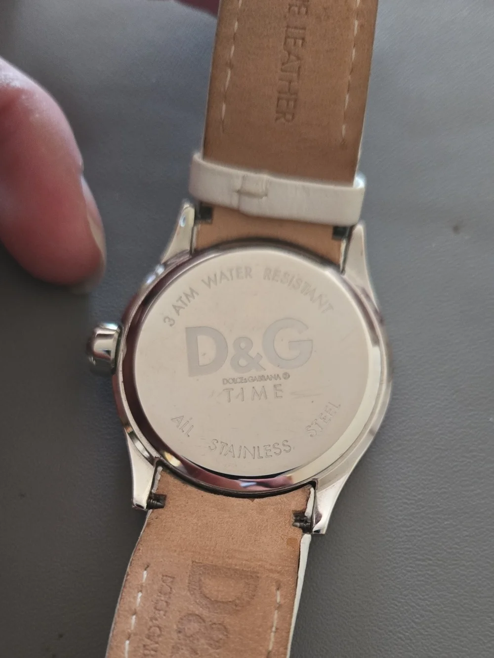 D&G White Leather 'I ♥ YOU' Peek A Boo Watch
